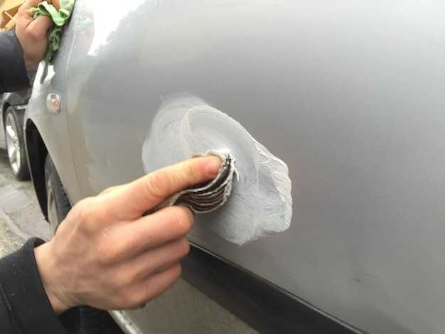 Assessing the Condition of Your Classic Car's Paint
